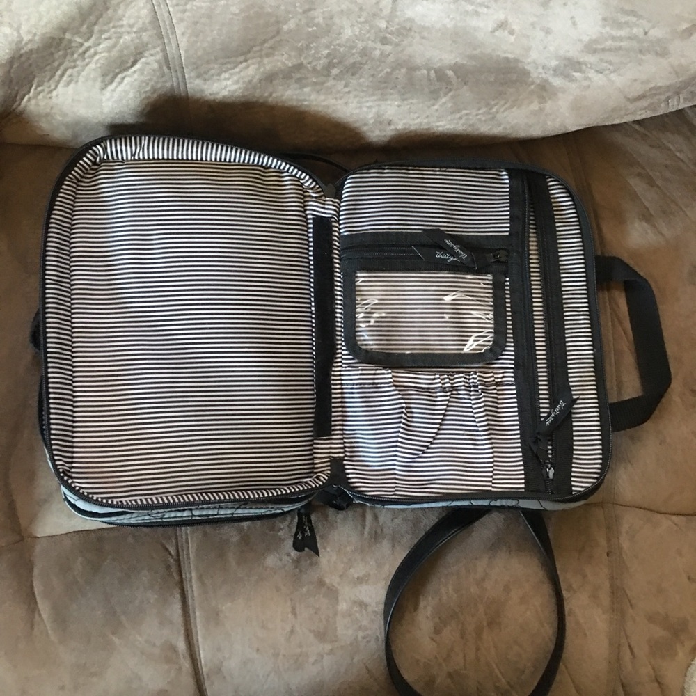 Thirty one makeup bag